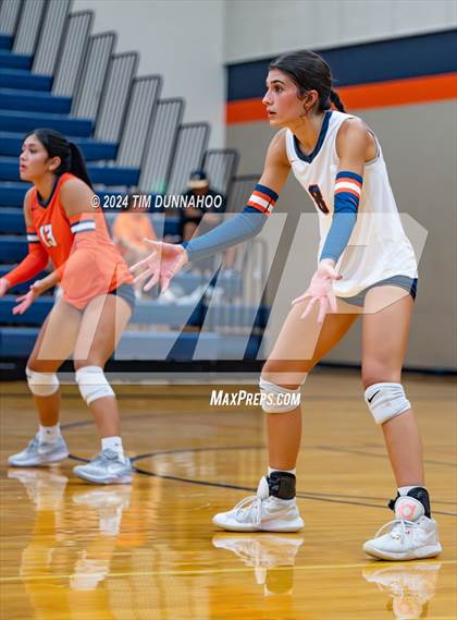 Thumbnail 2 in Leander @ Glenn photogallery.