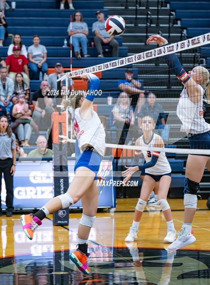 Thumbnail 3 in Leander @ Glenn photogallery.