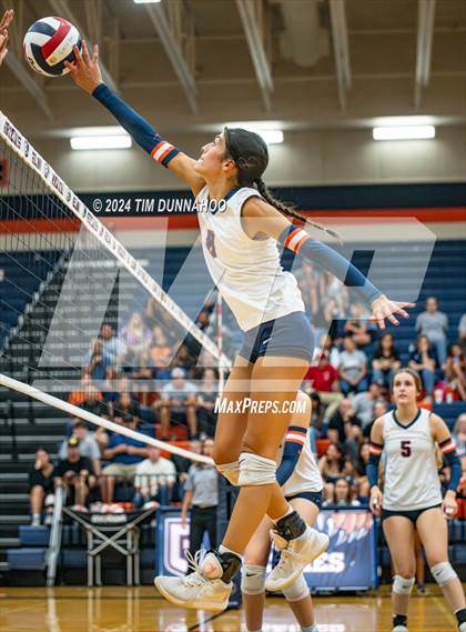 Thumbnail 1 in Leander @ Glenn photogallery.