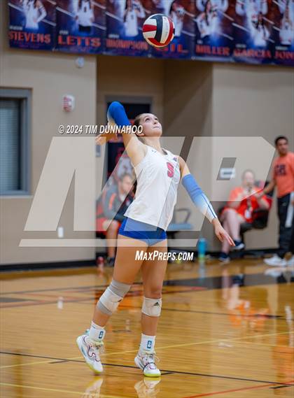 Thumbnail 1 in Leander @ Glenn photogallery.