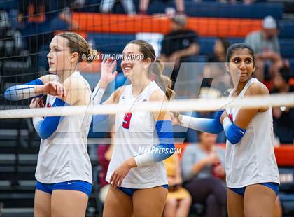 Thumbnail 3 in Leander @ Glenn photogallery.