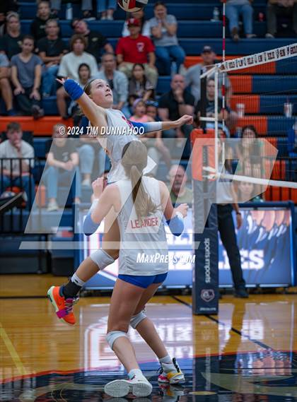 Thumbnail 1 in Leander @ Glenn photogallery.