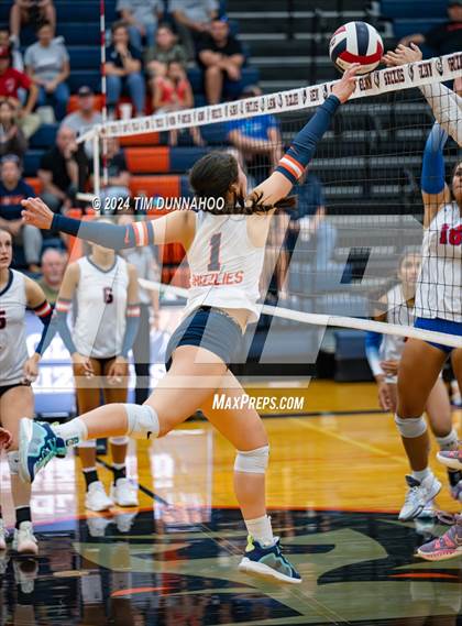 Thumbnail 1 in Leander @ Glenn photogallery.