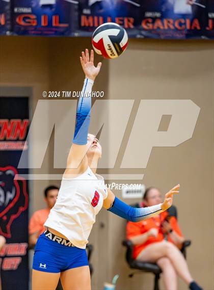 Thumbnail 1 in Leander @ Glenn photogallery.