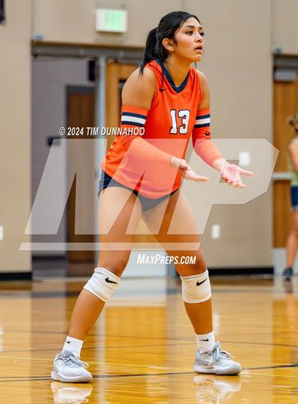 Thumbnail 1 in Leander @ Glenn photogallery.