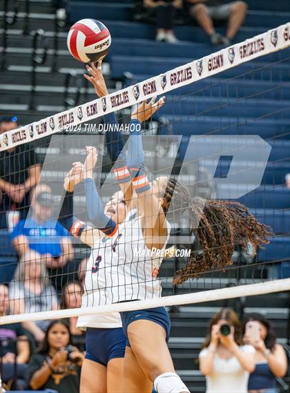 Thumbnail 3 in Leander @ Glenn photogallery.