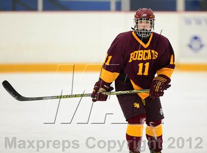 Thumbnail 3 in South Windsor vs. Cheshire photogallery.