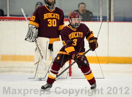 Thumbnail 3 in South Windsor vs. Cheshire photogallery.