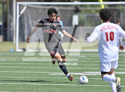 Thumbnail 1 in Tyler Legacy vs. Cypress Woods (UIL 6A Regional Semifinal) photogallery.