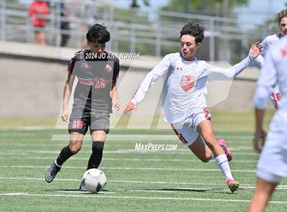 Thumbnail 3 in Tyler Legacy vs. Cypress Woods (UIL 6A Regional Semifinal) photogallery.
