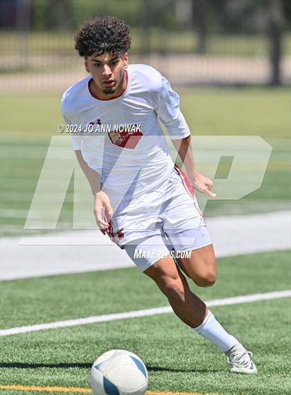 Thumbnail 1 in Tyler Legacy vs. Cypress Woods (UIL 6A Regional Semifinal) photogallery.