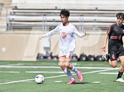 Thumbnail 1 in Tyler Legacy vs. Cypress Woods (UIL 6A Regional Semifinal) photogallery.