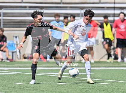 Thumbnail 2 in Tyler Legacy vs. Cypress Woods (UIL 6A Regional Semifinal) photogallery.