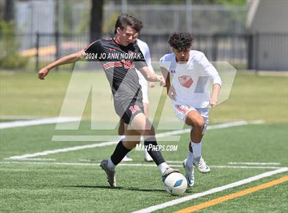 Thumbnail 3 in Tyler Legacy vs. Cypress Woods (UIL 6A Regional Semifinal) photogallery.