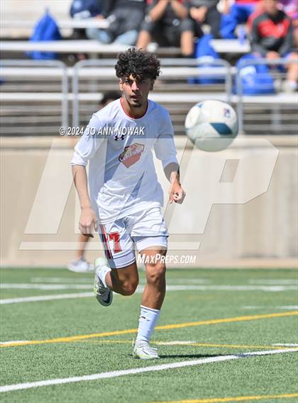 Thumbnail 2 in Tyler Legacy vs. Cypress Woods (UIL 6A Regional Semifinal) photogallery.
