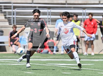 Thumbnail 2 in Tyler Legacy vs. Cypress Woods (UIL 6A Regional Semifinal) photogallery.