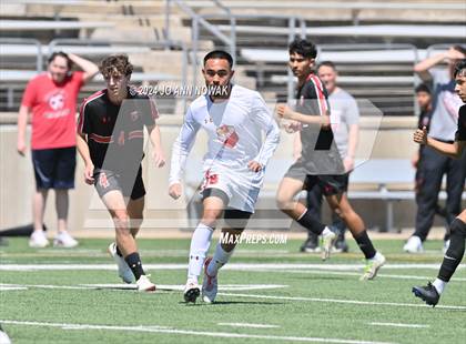Thumbnail 3 in Tyler Legacy vs. Cypress Woods (UIL 6A Regional Semifinal) photogallery.