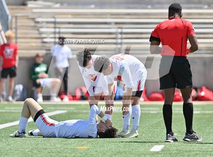 Thumbnail 3 in Tyler Legacy vs. Cypress Woods (UIL 6A Regional Semifinal) photogallery.