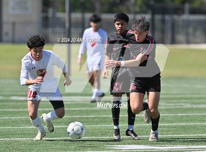 Thumbnail 1 in Tyler Legacy vs. Cypress Woods (UIL 6A Regional Semifinal) photogallery.