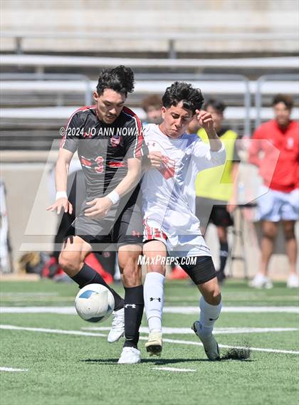 Thumbnail 1 in Tyler Legacy vs. Cypress Woods (UIL 6A Regional Semifinal) photogallery.