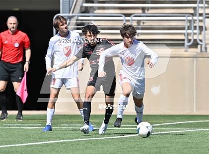 Thumbnail 2 in Tyler Legacy vs. Cypress Woods (UIL 6A Regional Semifinal) photogallery.