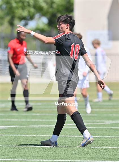 Thumbnail 3 in Tyler Legacy vs. Cypress Woods (UIL 6A Regional Semifinal) photogallery.