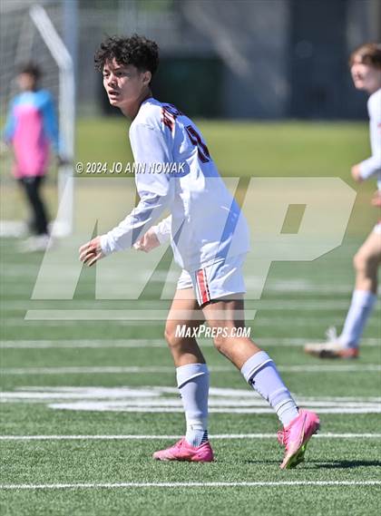 Thumbnail 2 in Tyler Legacy vs. Cypress Woods (UIL 6A Regional Semifinal) photogallery.