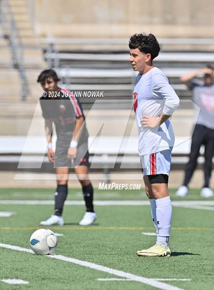 Thumbnail 1 in Tyler Legacy vs. Cypress Woods (UIL 6A Regional Semifinal) photogallery.