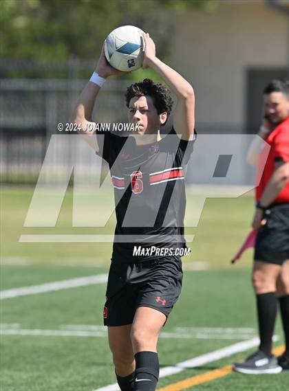 Thumbnail 2 in Tyler Legacy vs. Cypress Woods (UIL 6A Regional Semifinal) photogallery.
