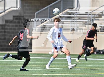 Thumbnail 1 in Tyler Legacy vs. Cypress Woods (UIL 6A Regional Semifinal) photogallery.