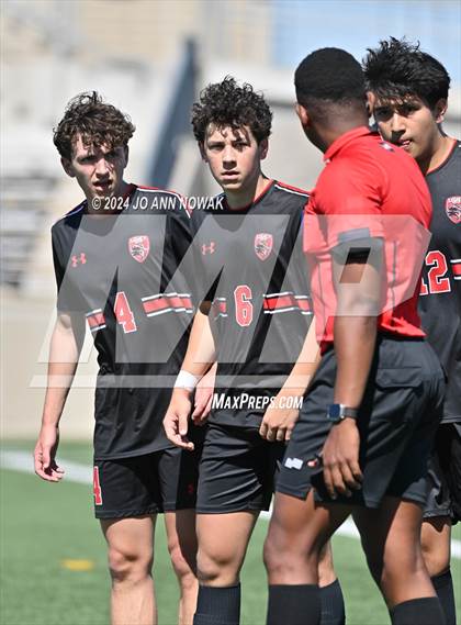 Thumbnail 1 in Tyler Legacy vs. Cypress Woods (UIL 6A Regional Semifinal) photogallery.