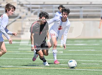 Thumbnail 3 in Tyler Legacy vs. Cypress Woods (UIL 6A Regional Semifinal) photogallery.