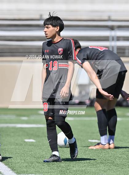 Thumbnail 2 in Tyler Legacy vs. Cypress Woods (UIL 6A Regional Semifinal) photogallery.