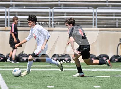 Thumbnail 3 in Tyler Legacy vs. Cypress Woods (UIL 6A Regional Semifinal) photogallery.