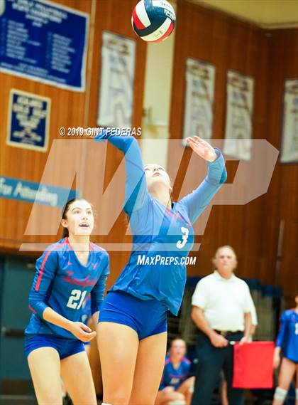 Thumbnail 1 in Acalanes vs. Tamalpais (CIF NCS D3 Semifinal) photogallery.