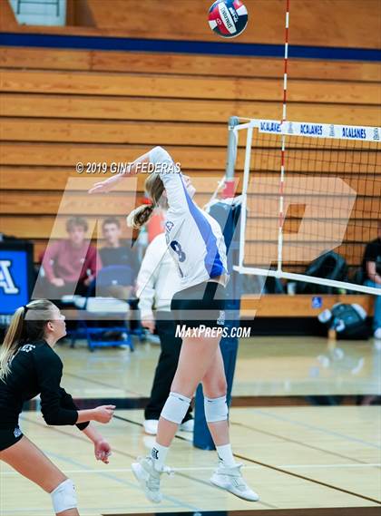 Thumbnail 3 in Acalanes vs. Tamalpais (CIF NCS D3 Semifinal) photogallery.