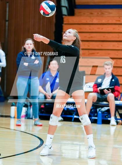 Thumbnail 1 in Acalanes vs. Tamalpais (CIF NCS D3 Semifinal) photogallery.
