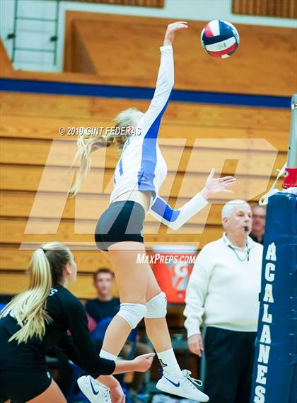Thumbnail 3 in Acalanes vs. Tamalpais (CIF NCS D3 Semifinal) photogallery.