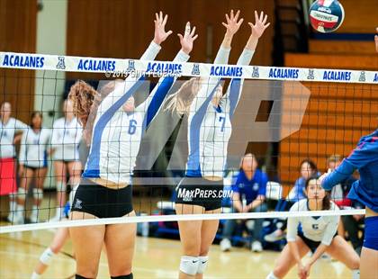 Thumbnail 2 in Acalanes vs. Tamalpais (CIF NCS D3 Semifinal) photogallery.