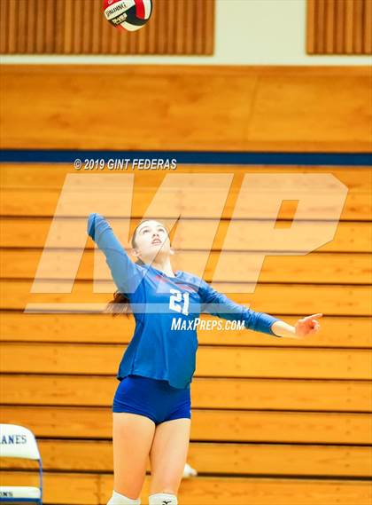 Thumbnail 2 in Acalanes vs. Tamalpais (CIF NCS D3 Semifinal) photogallery.