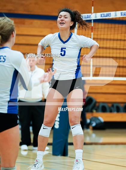 Thumbnail 3 in Acalanes vs. Tamalpais (CIF NCS D3 Semifinal) photogallery.