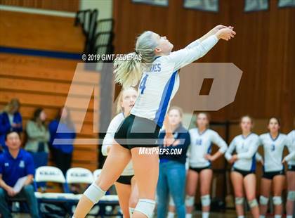 Thumbnail 2 in Acalanes vs. Tamalpais (CIF NCS D3 Semifinal) photogallery.