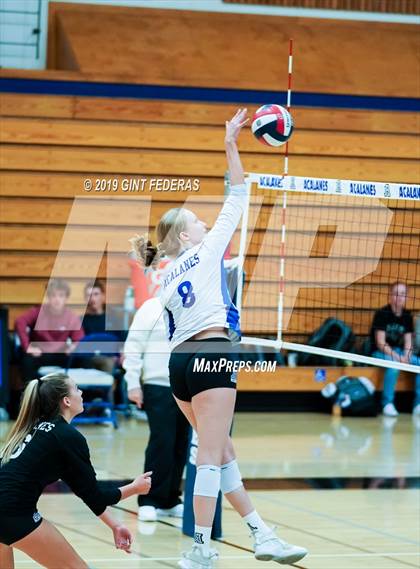Thumbnail 1 in Acalanes vs. Tamalpais (CIF NCS D3 Semifinal) photogallery.