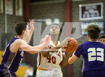 Thumbnail 1 in Holy Family vs. Sierra photogallery.