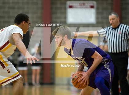 Thumbnail 3 in Holy Family vs. Sierra photogallery.