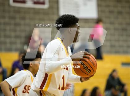 Thumbnail 3 in Holy Family vs. Sierra photogallery.
