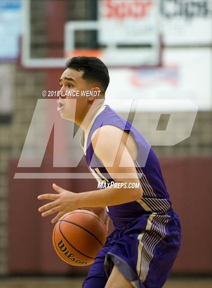 Thumbnail 1 in Holy Family vs. Sierra photogallery.