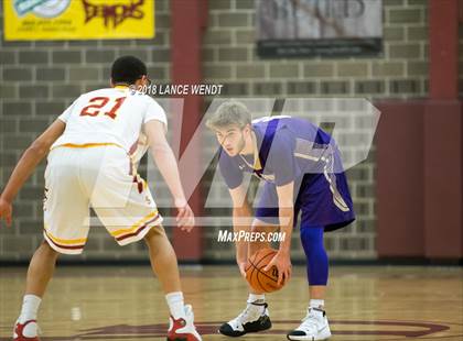 Thumbnail 3 in Holy Family vs. Sierra photogallery.
