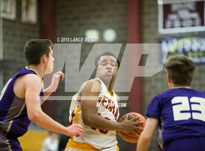 Thumbnail 3 in Holy Family vs. Sierra photogallery.