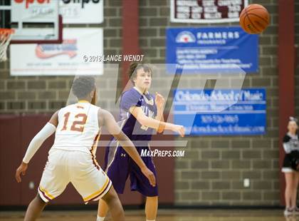 Thumbnail 1 in Holy Family vs. Sierra photogallery.